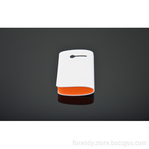 Plastic 6600mAh Capacity Portable Battery (PW-03)